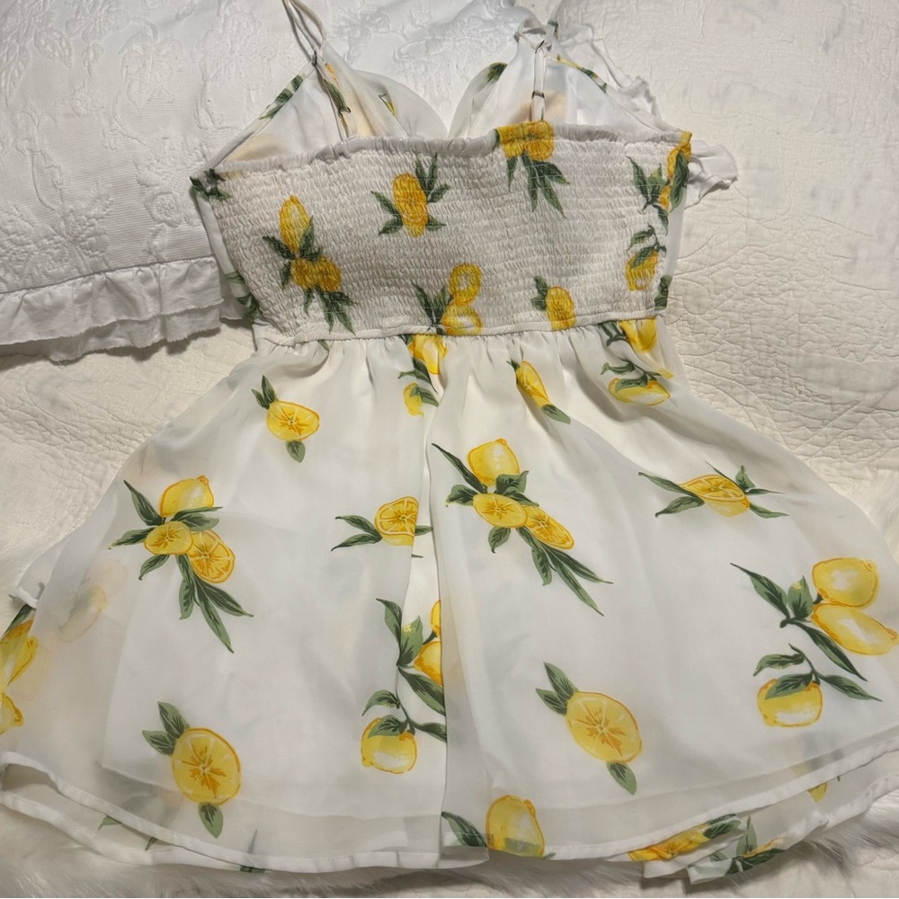 White dress with lemon print Size L. - Picture 7 of 10